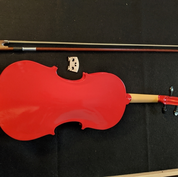 Violin - Picture 2 of 7